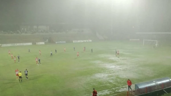 Borcu i Radničkom po bod u katastrofalnim uslovima, Superliga Srbije