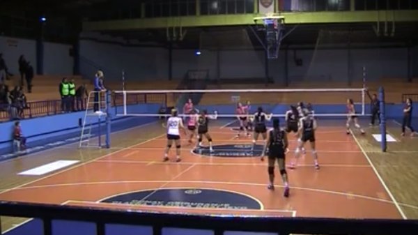 "Šarmerke" pokorile Beograd, Prva liga Srbije