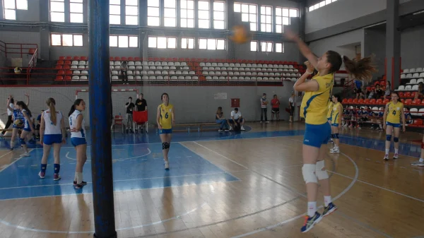 Prekinuta serija odbojkašica Kuršumlije, Druga liga "Istok"