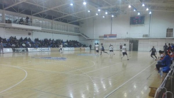 Dejan Stajić, sudija iz Vranja,  ponovo oštetio Piroćnce!, Prva Futsal liga