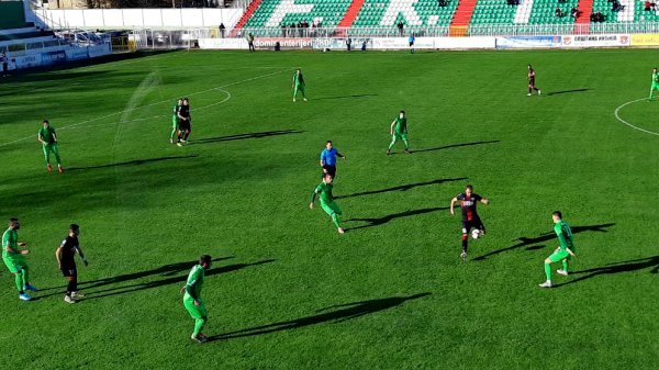 Podela bodova u Inđiji, Linglong  Superliga Srbije