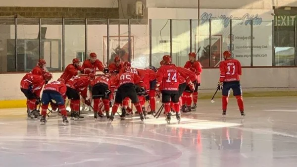 IHL: Prvi bodovi Lalama na SPENS-u, IHL liga
