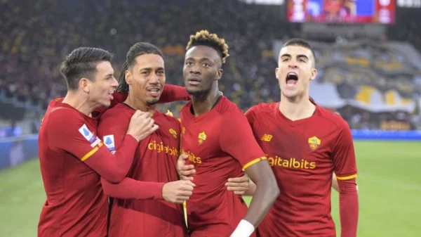 Roma deklasirala Lacio u derbiju, Vlahović junak Juventusa, Italija: Serie A