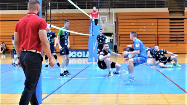 Niz od 12 "nula", Prva B liga