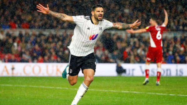 Mitrović došao do 40. gola u sezoni i odveo Fulam u Premijer ligu, Engleska: Championship