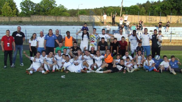 Pet golova Timoka 1919 na oproštaju od prvoligaškog društva, Prva liga Srbije - Play Out