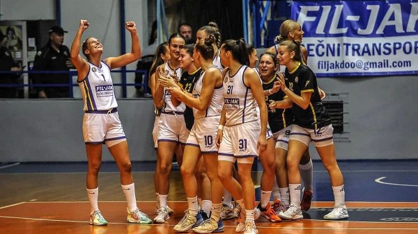 Kraljevu dovoljno poluvreme, Prva ženska liga Srbije