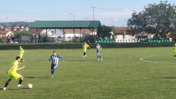Minimalna pobeda Šušnjara nad OFK Žarkovom, Beogradska zona