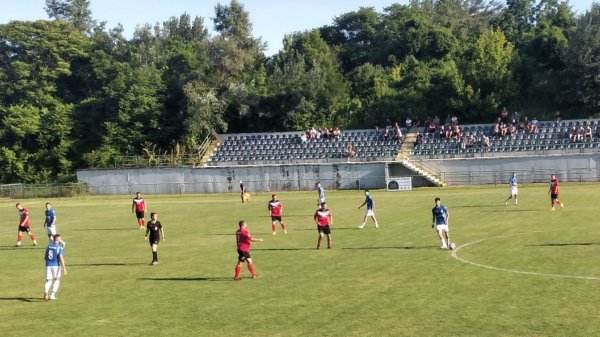 Medoševčani pobedili u Makiškoj šumi na kraju sezone, Beogradska zona