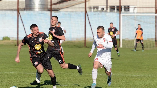 Pobeda Konarevaca na Gradskom  stadionu, Zona Šumadijsko-raška
