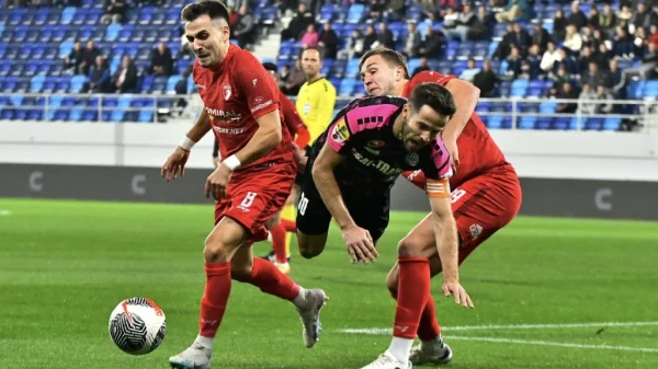 "Crveni" dočekali prvu pobedu nad Topolcima, Mozzart Bet Super liga Srbije