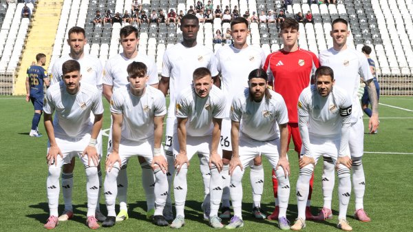 Čukarički ispustio pobedu u nadoknadi: Radnik do boda na Banovom brdu, Mozzart Bet Super liga Srbije - Play Off